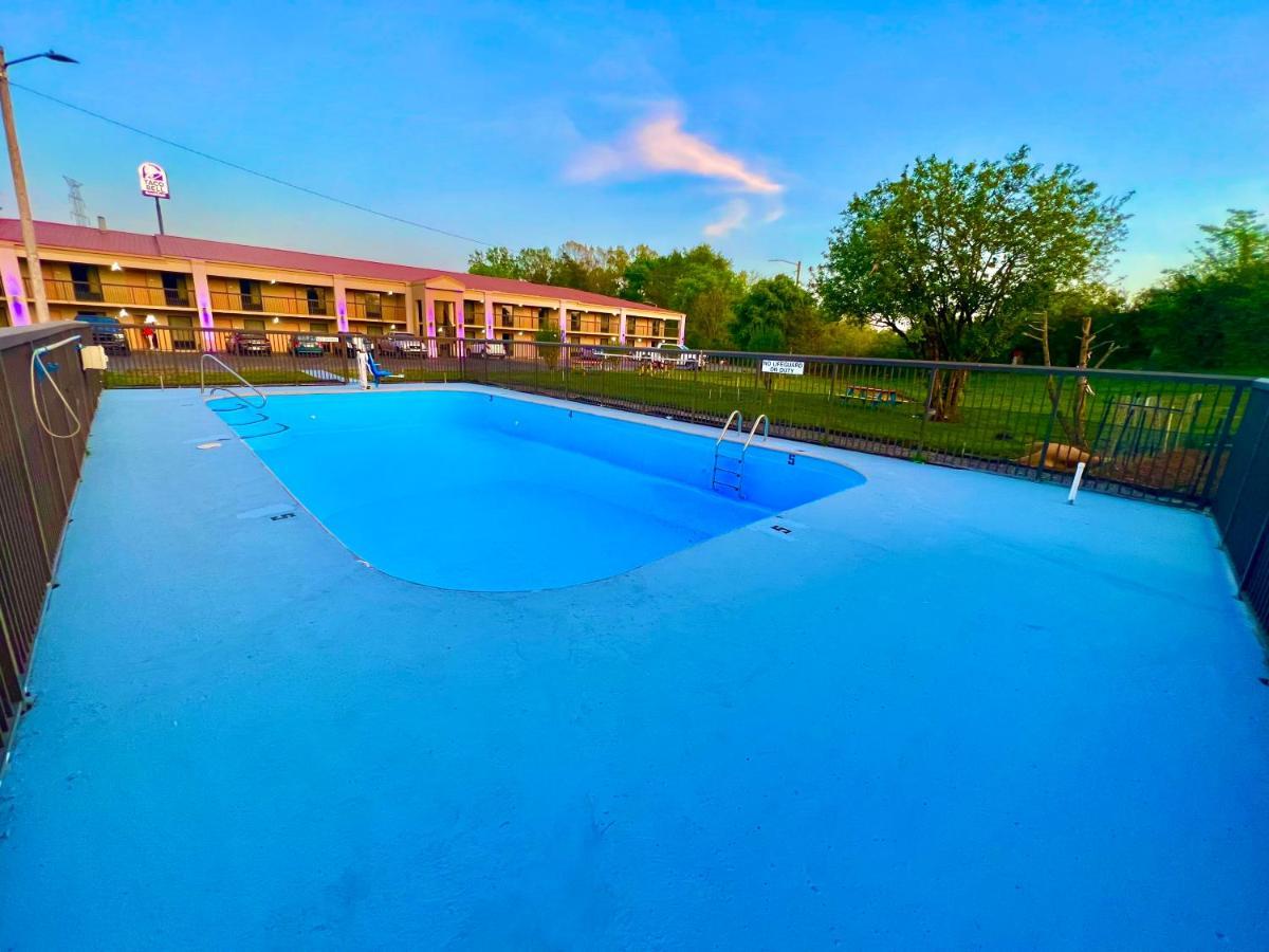 Days Inn By Wyndham את'נס מראה חיצוני תמונה