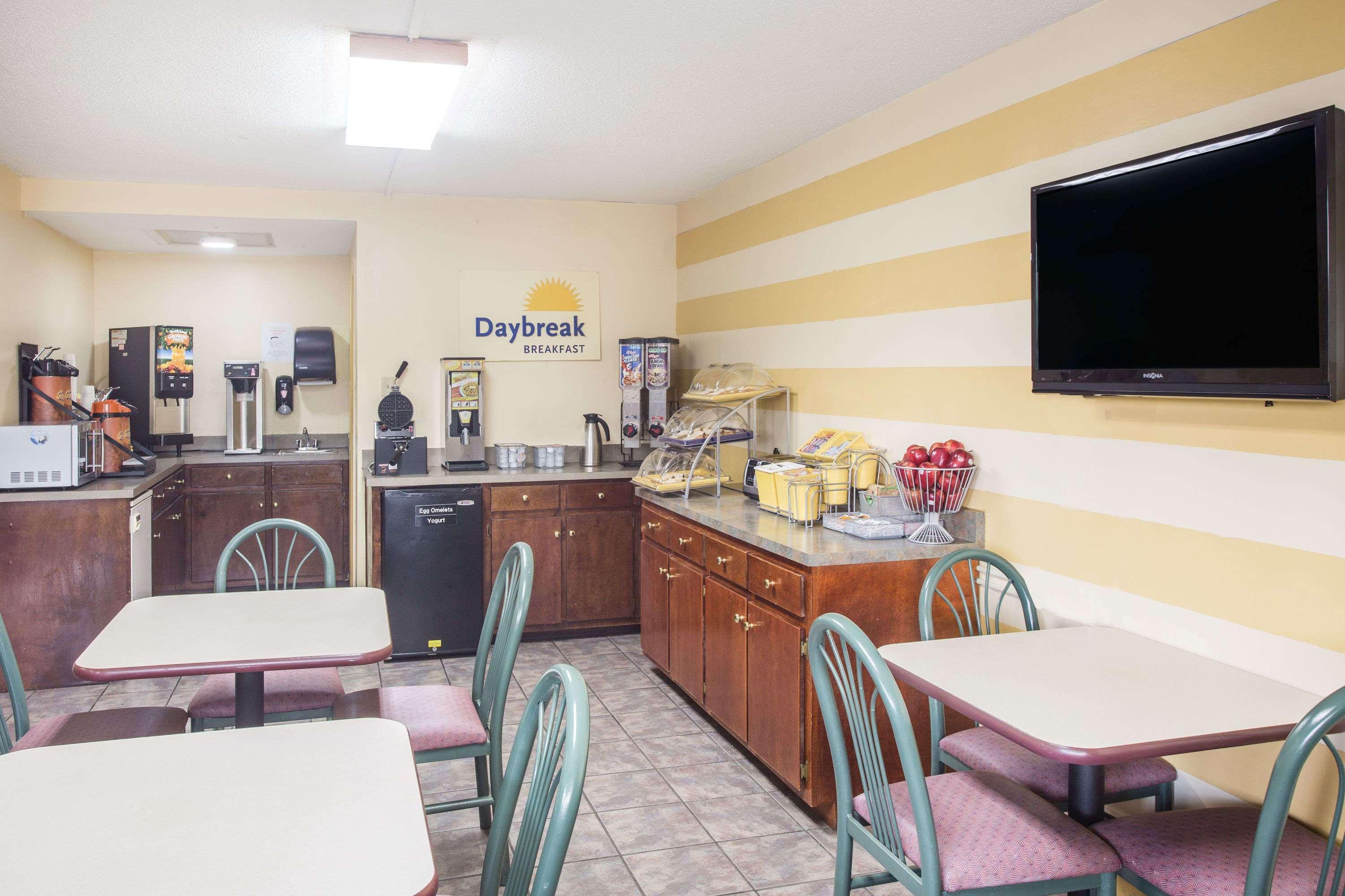 Days Inn By Wyndham את'נס מראה חיצוני תמונה